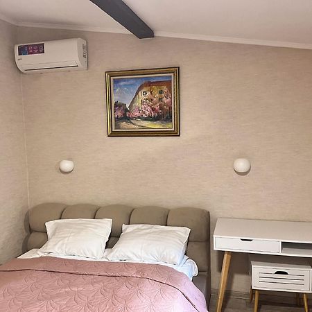Апарт-Отель "Галаговъ" Uzjhorod Eksteriør bilde